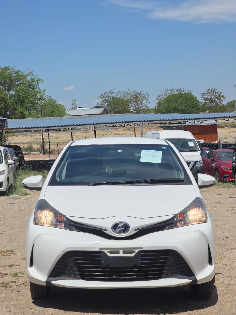 Toyota Vitz 